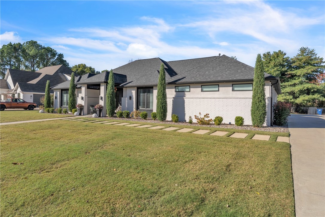 Pinnacle Sub Ph 1, The Rogers - Residential