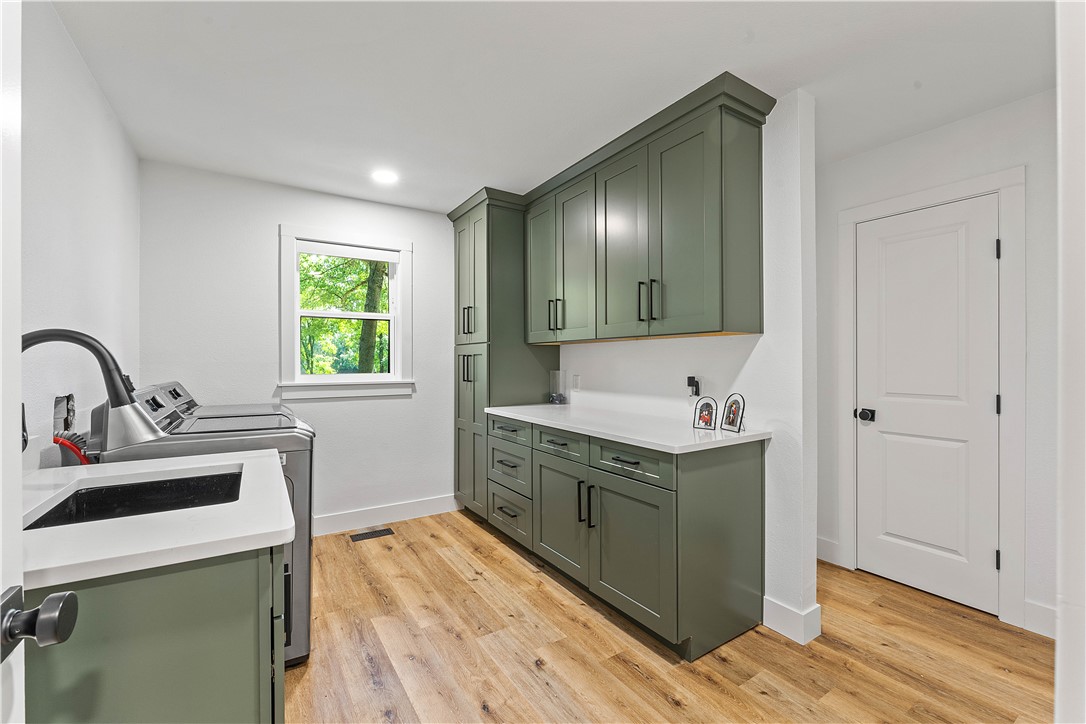 Lewis Estates - Residential