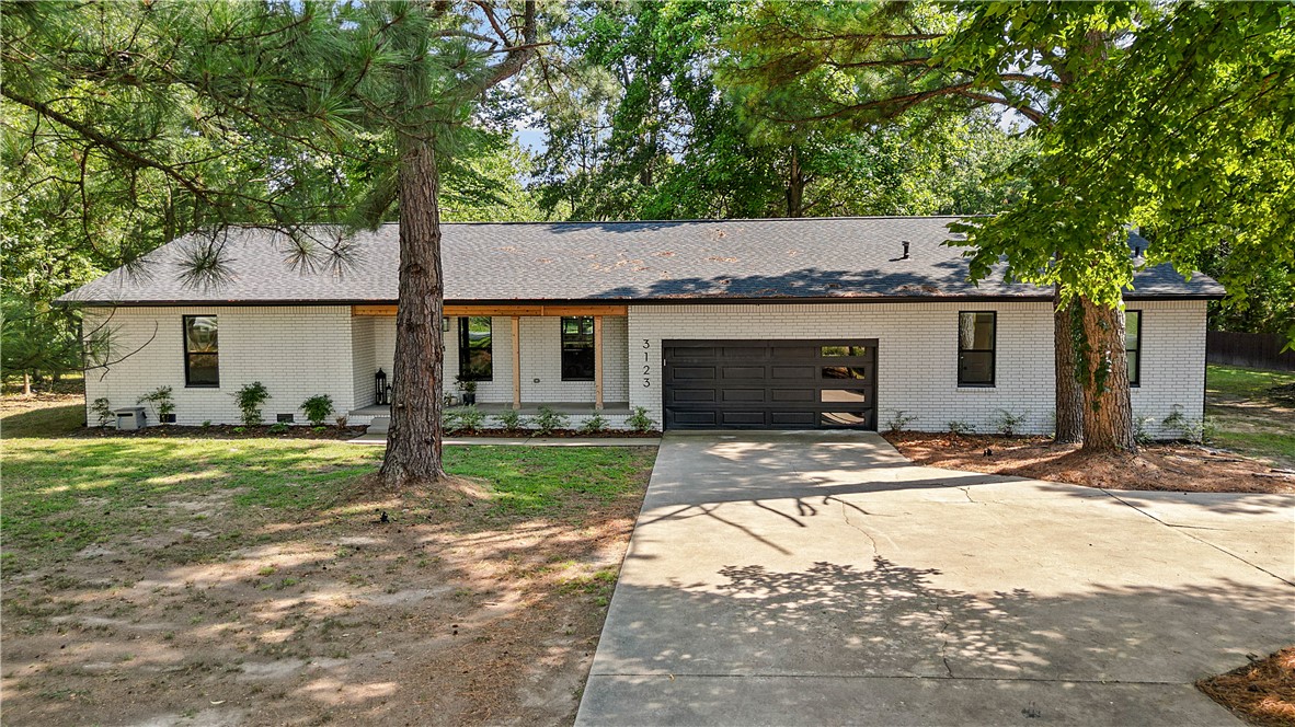 Lewis Estates - Residential