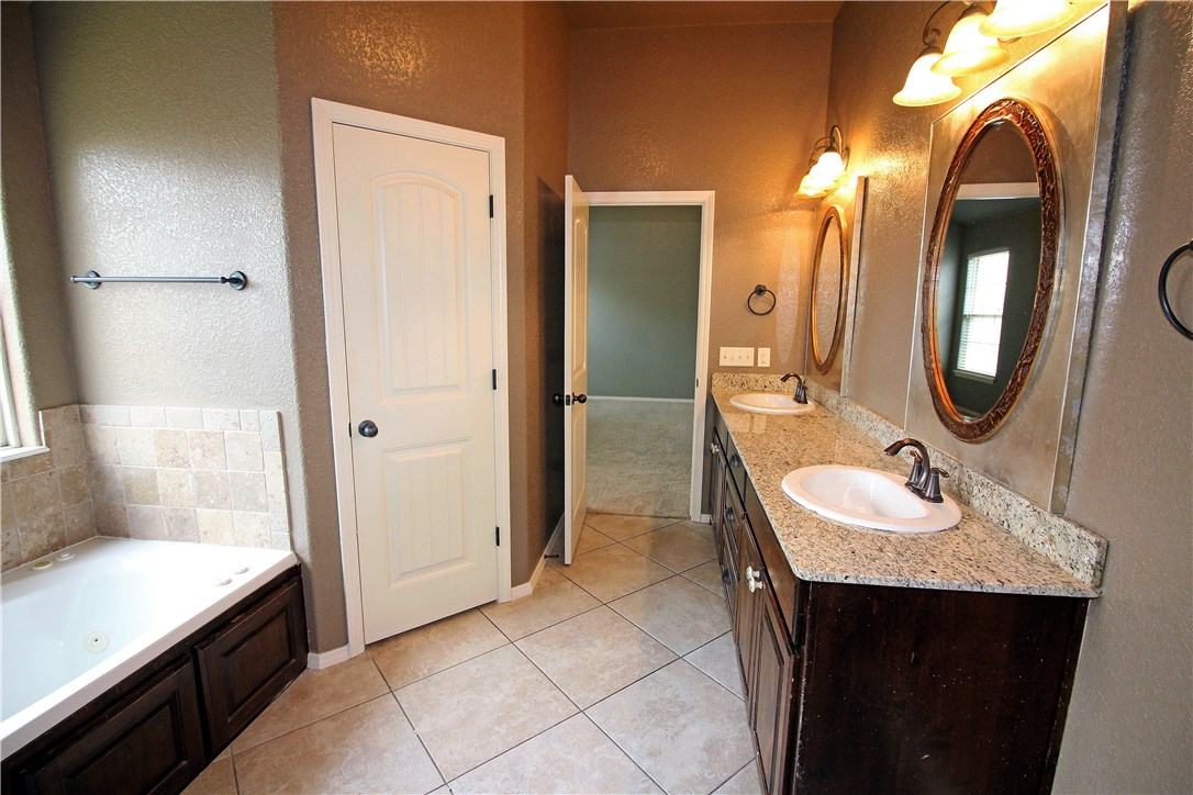 Riverwalk Farm Estate Ph III Bentonville - Residential Lease