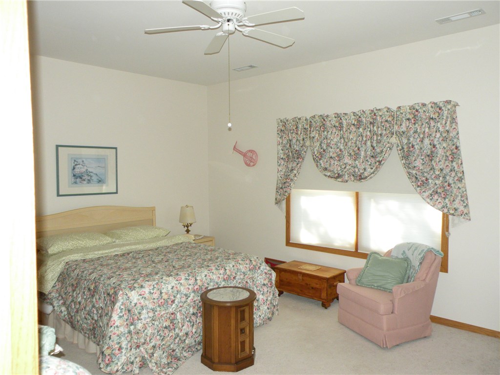 Unit 118 Holiday Island - Residential