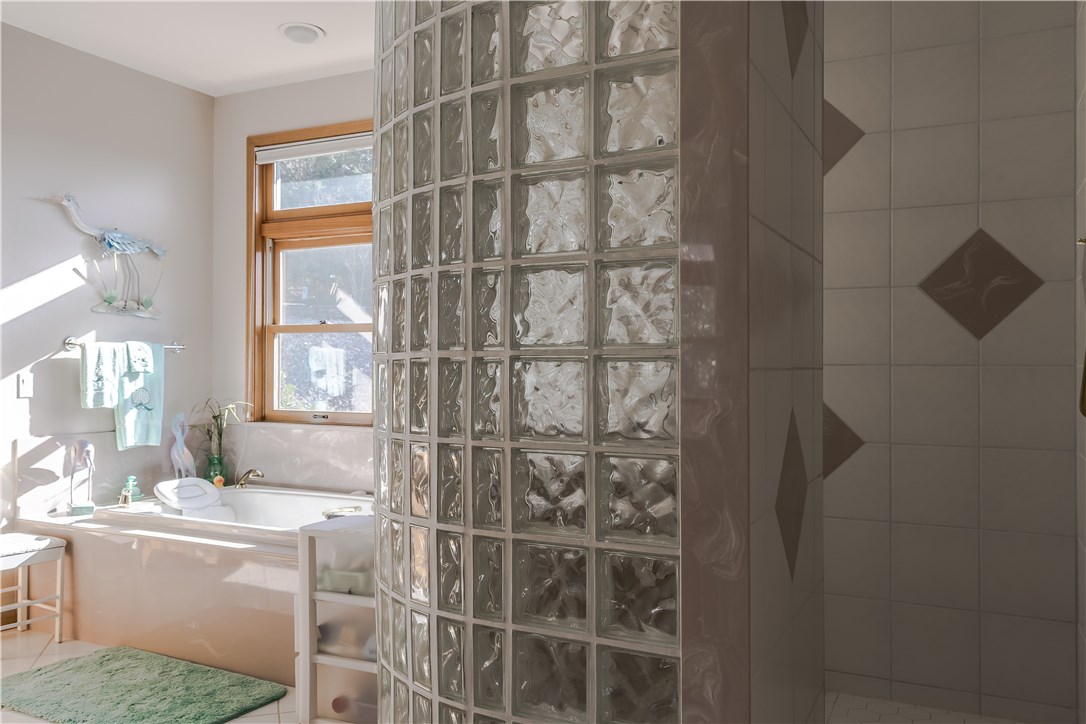 Unit 118 Holiday Island - Residential