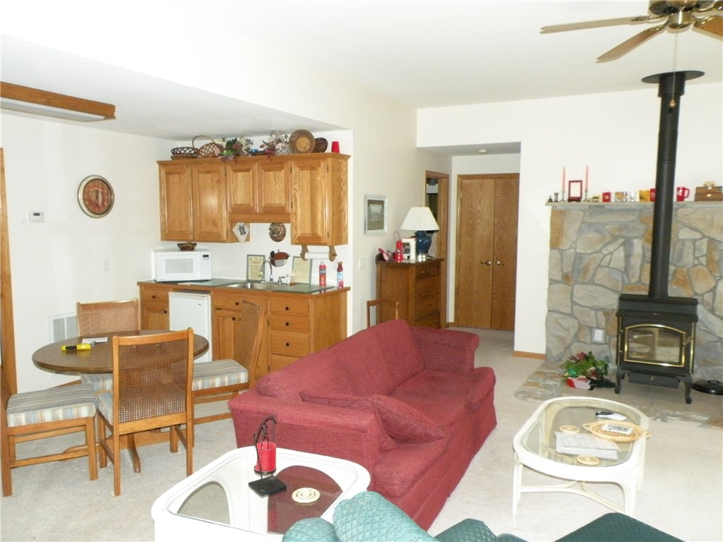 Unit 118 Holiday Island - Residential