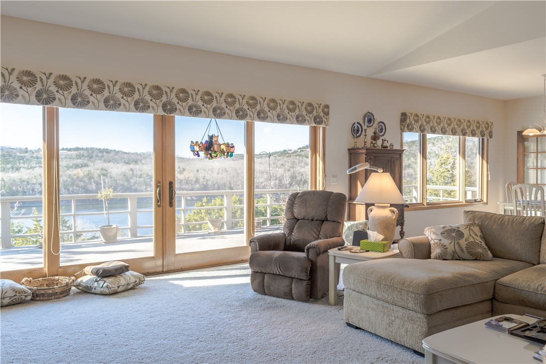 Unit 118 Holiday Island - Residential