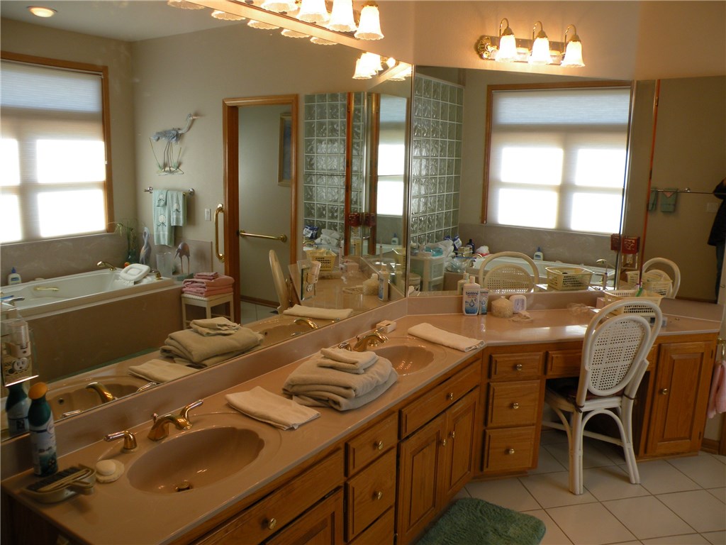Unit 118 Holiday Island - Residential