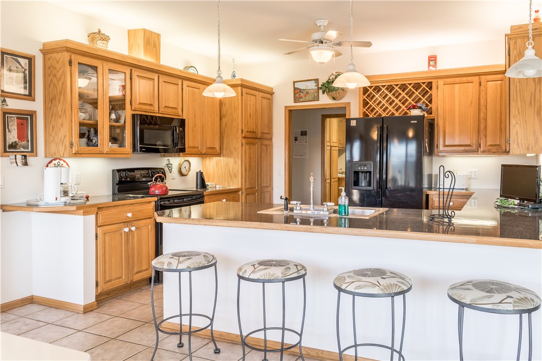 Unit 118 Holiday Island - Residential