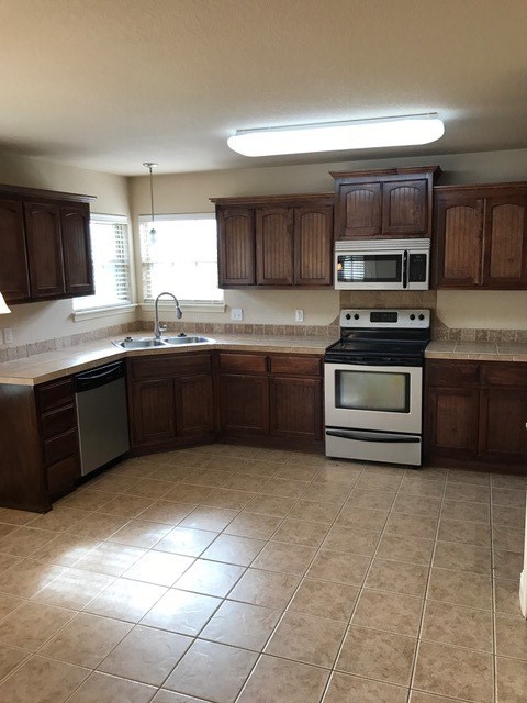 Meadow Wood - Residential