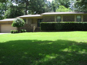 MOVE IN READY....is what you will find with this 3 bdr, 2 bth home featuring a huge formal living room, den with fireplace, fenced backyard and just a short drive to the lake for all your water sports.