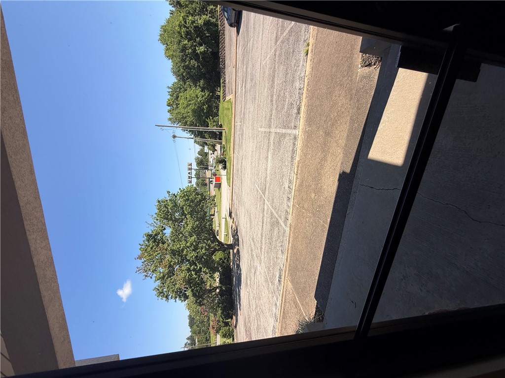 Springdale Business Center - Commercial Lease