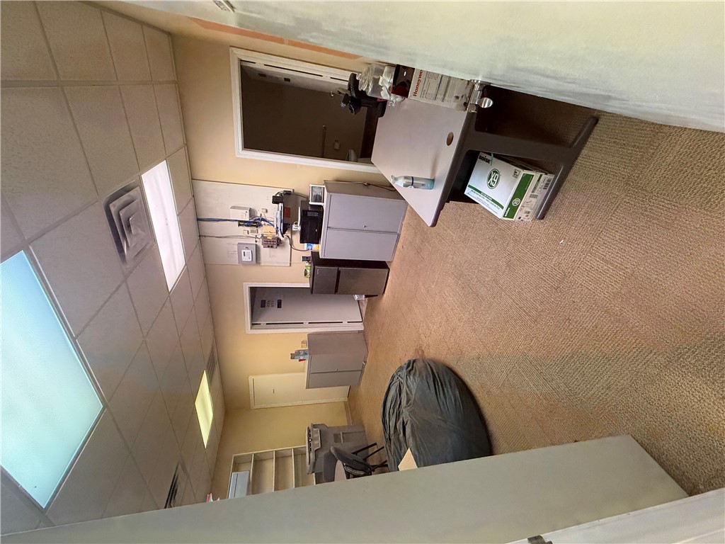 Springdale Business Center - Commercial Lease