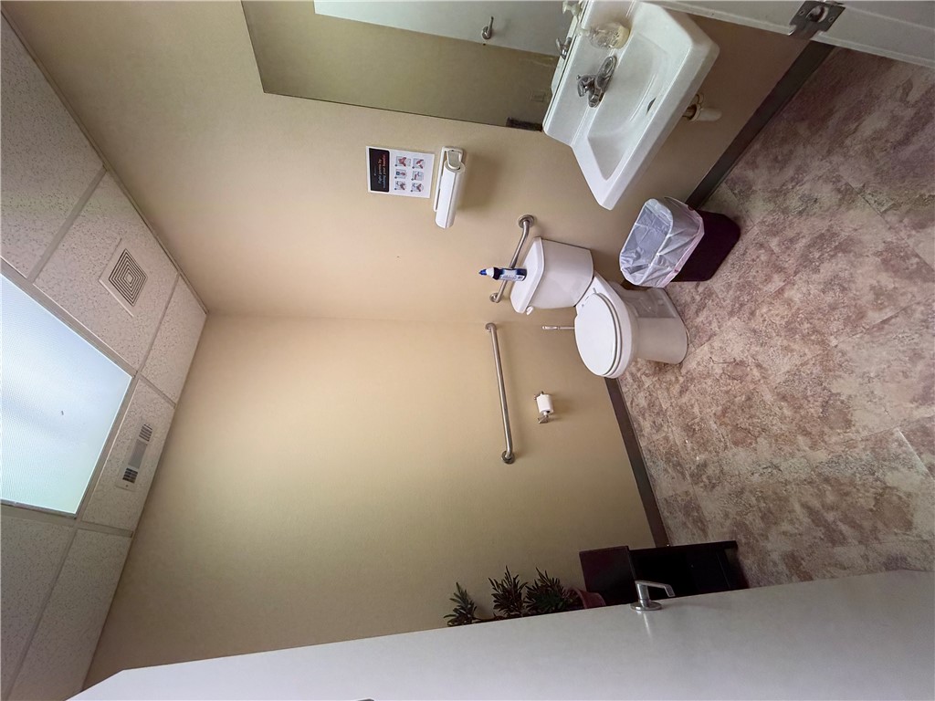 Springdale Business Center - Commercial Lease