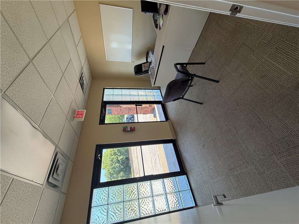 Springdale Business Center - Commercial Lease