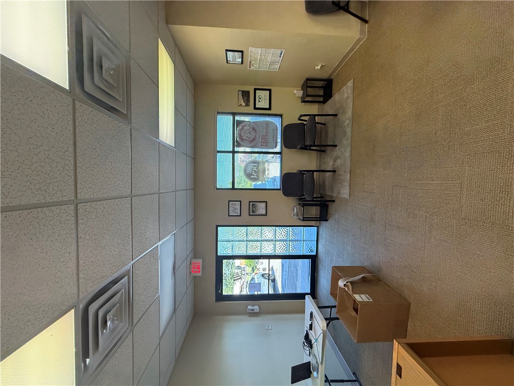 Springdale Business Center - Commercial Lease