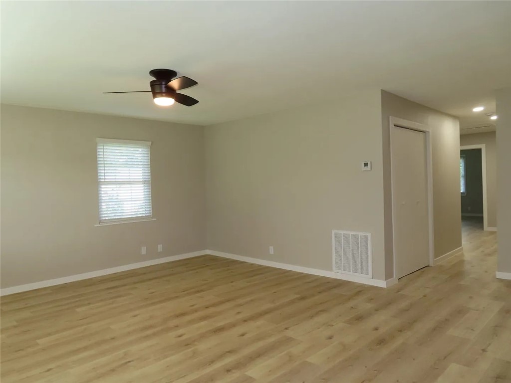 P G Smith Sub Rogers - Residential Lease