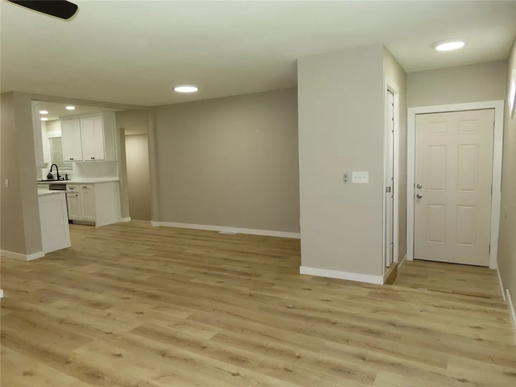 P G Smith Sub Rogers - Residential Lease