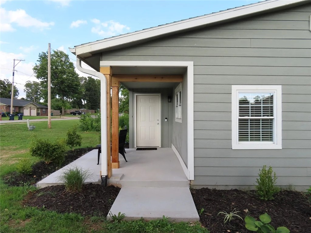 P G Smith Sub Rogers - Residential Lease