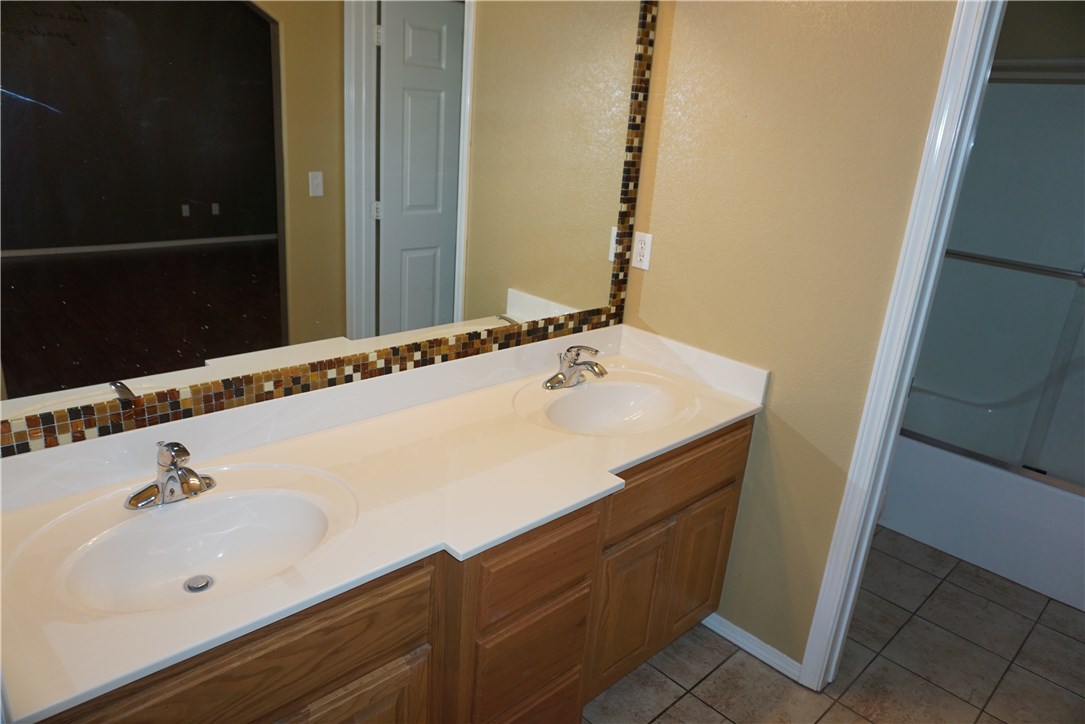 Reighton Sub Bvv - Residential Lease