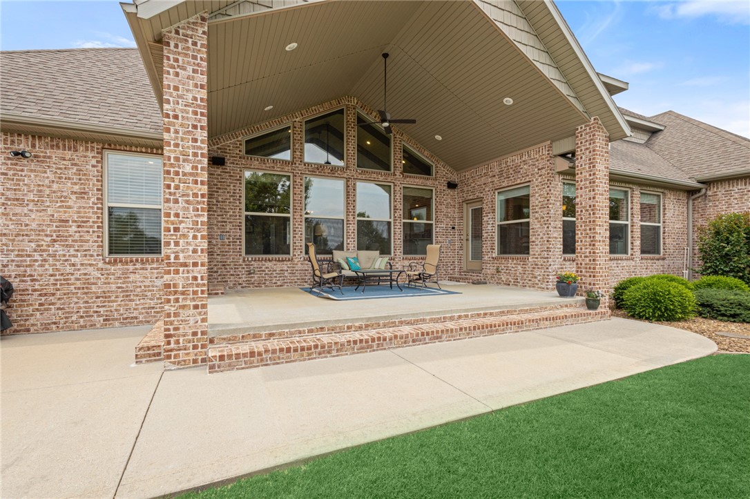 Oak Tree Centerton - Residential