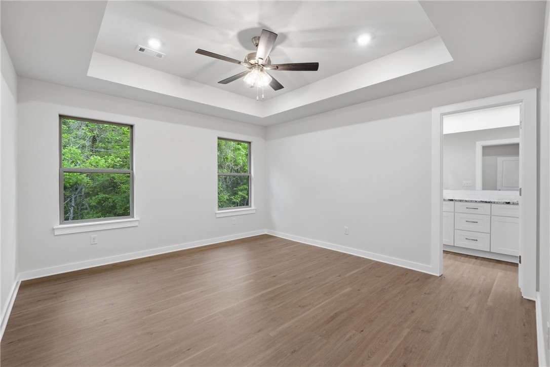 Springhill Sub Gentry - Residential Lease