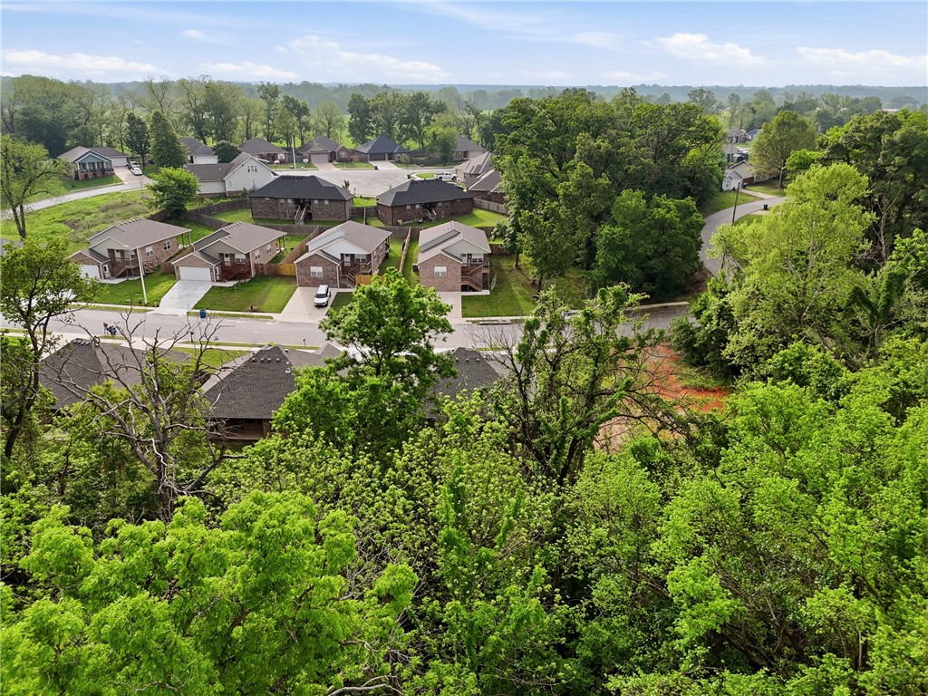 Springhill Sub Gentry - Residential Lease