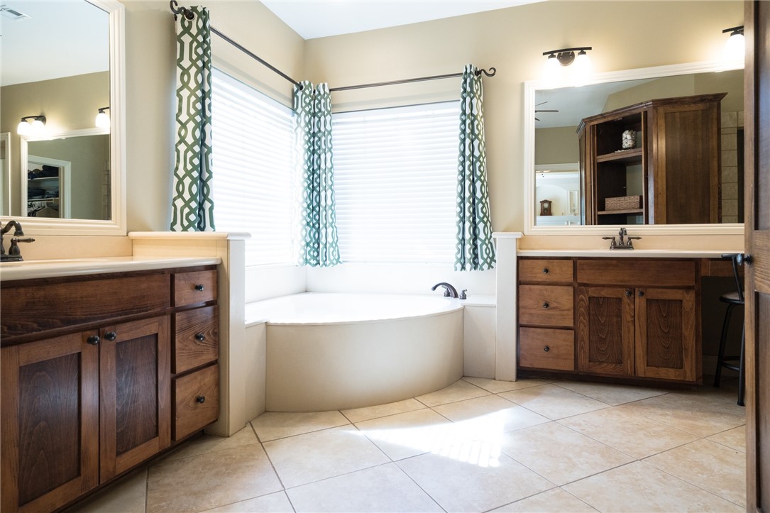 Rolling Hills Estates Rurban - Residential