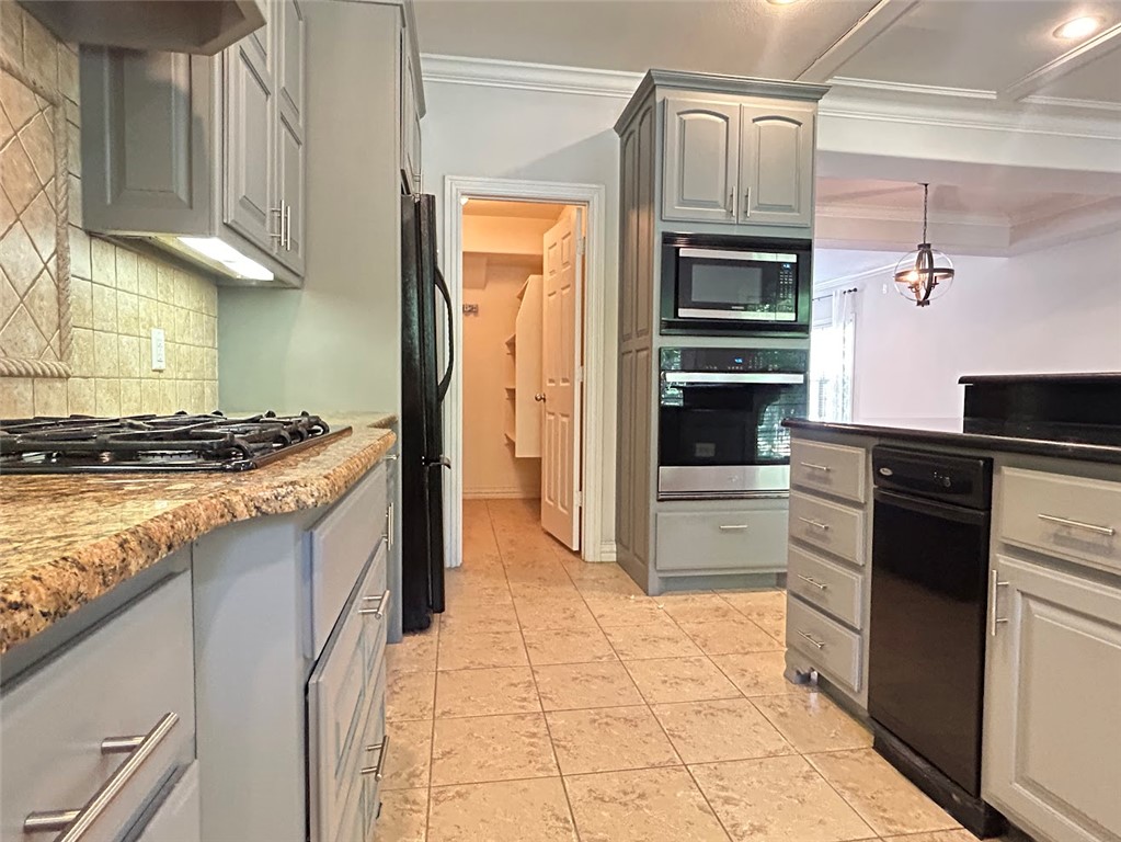 Renaissance Sub Bentonville - Residential Lease