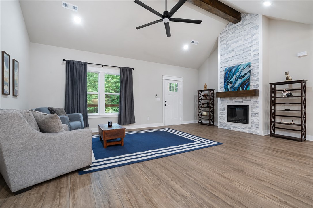 York Sub Bvv - Residential