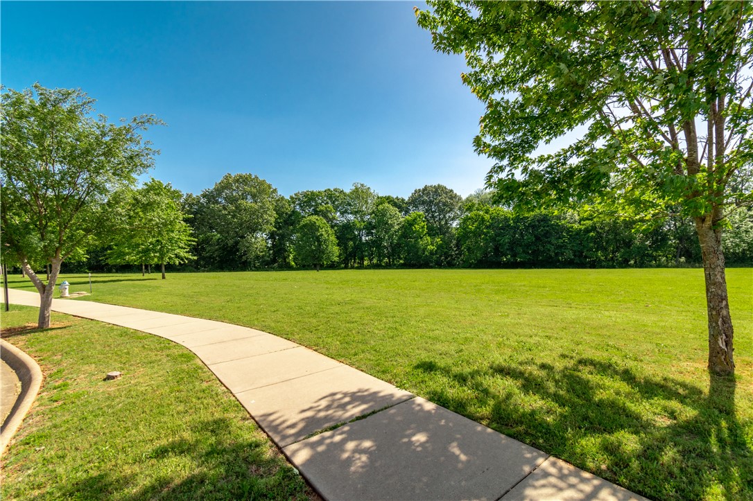 Hughmount - Residential Lease