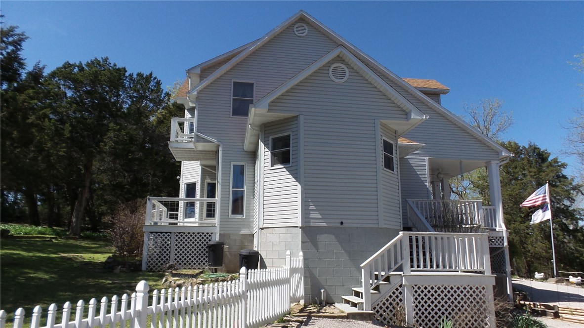 Unit 116 Holiday Island - Residential