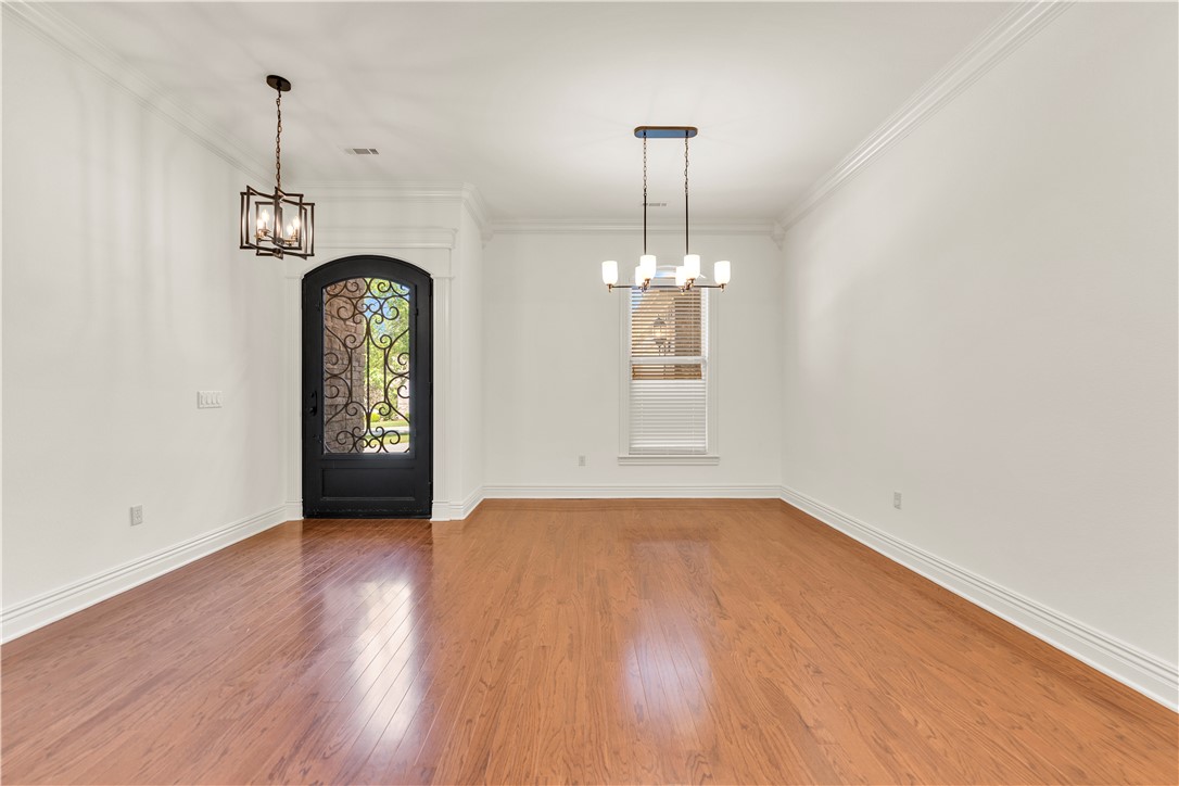 Pinnacle Gardens Sub Rogers - Residential