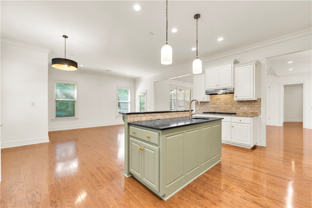 Pinnacle Gardens Sub Rogers - Residential