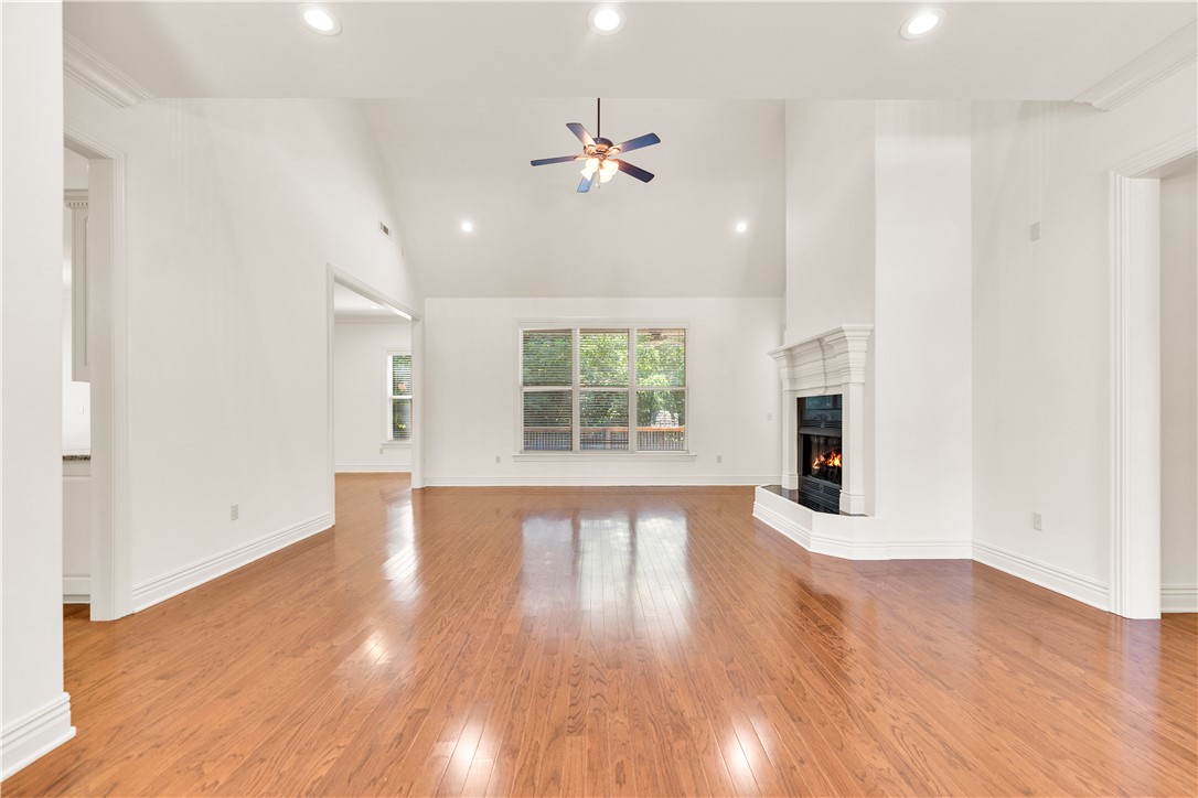 Pinnacle Gardens Sub Rogers - Residential