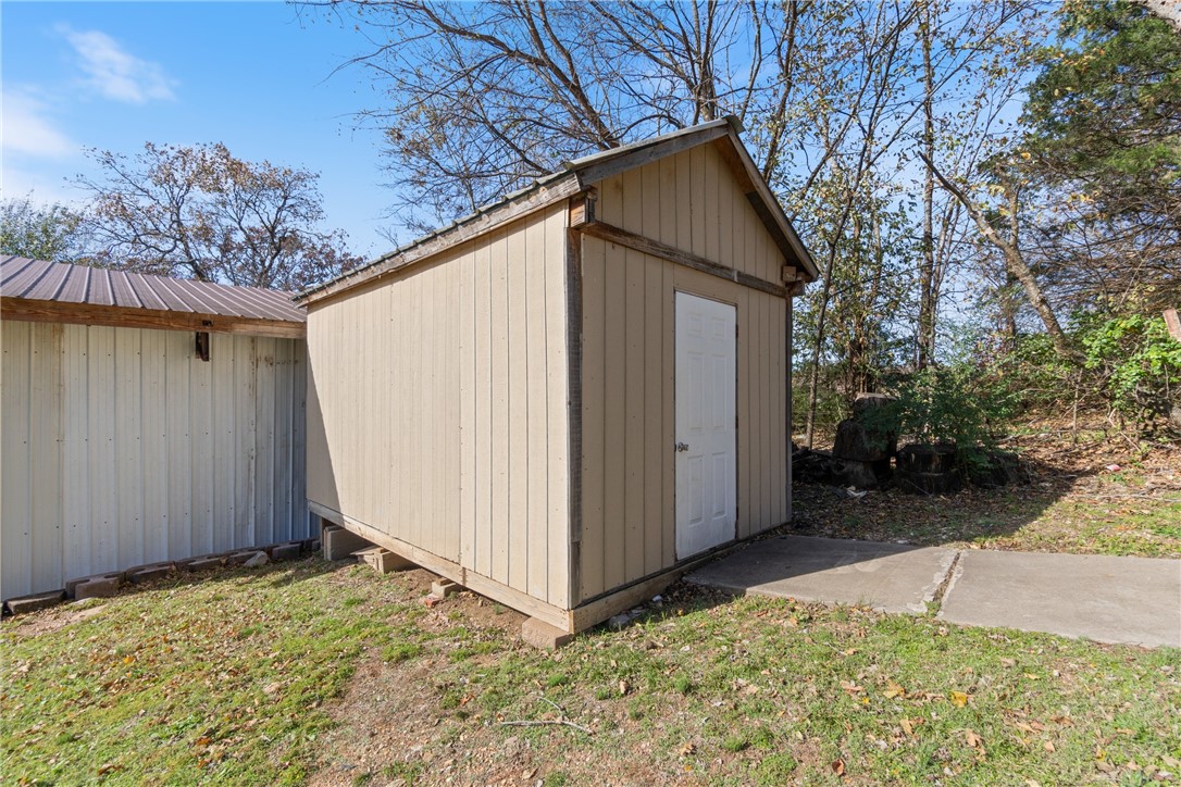 Hillsubdivision - Residential