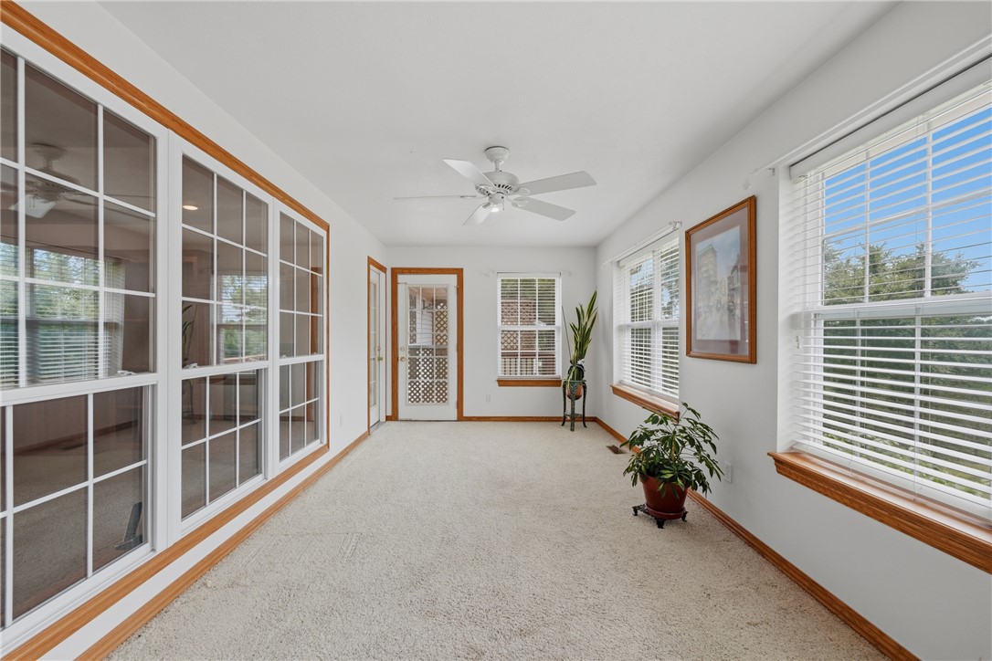 Unit 9 Holiday Island - Residential