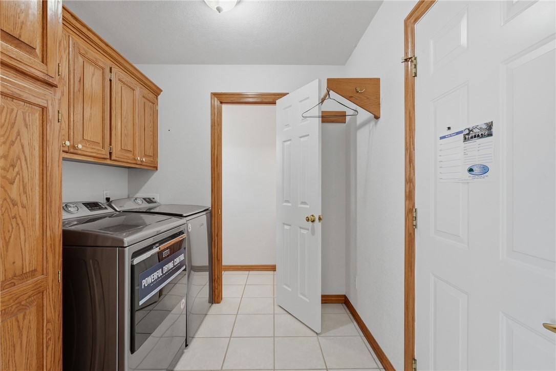 Unit 9 Holiday Island - Residential