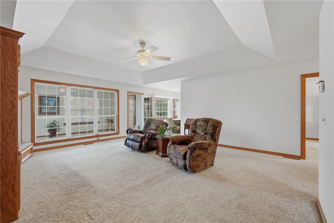 Unit 9 Holiday Island - Residential