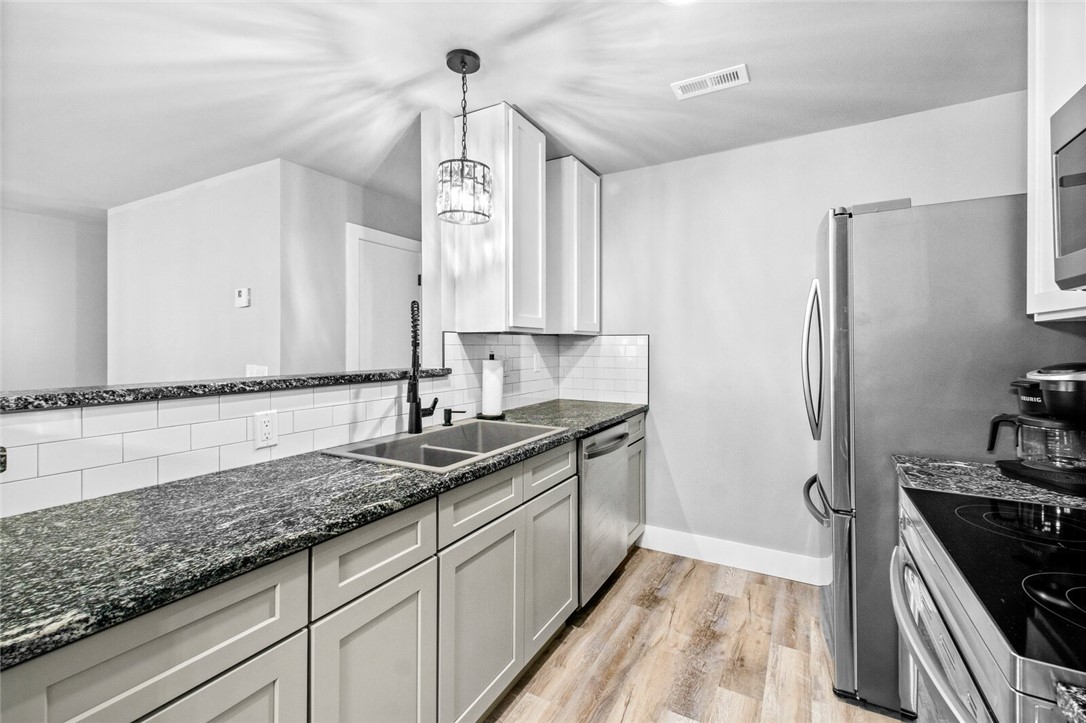 Townhouse Tct 3 A/K/A Drake Court Bvv - Residential Lease