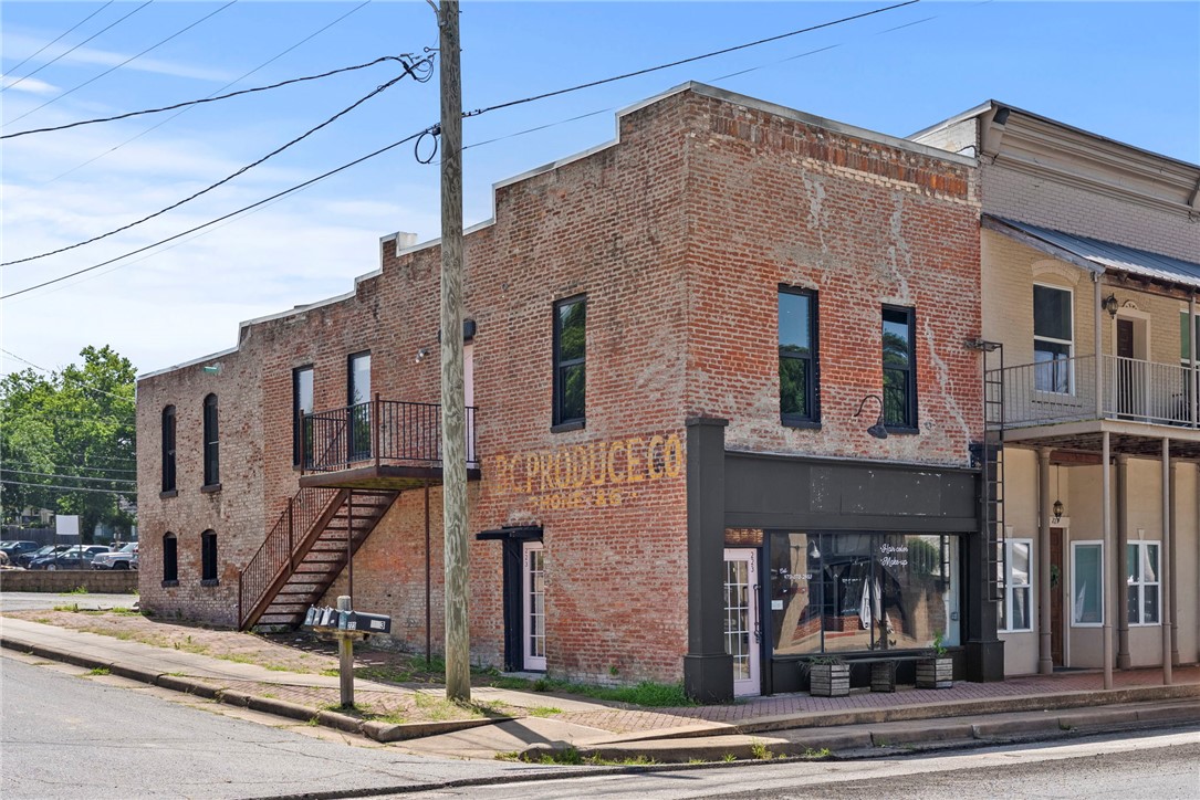 Siloam Spgs Orig Siloam Spgs - Commercial Lease
