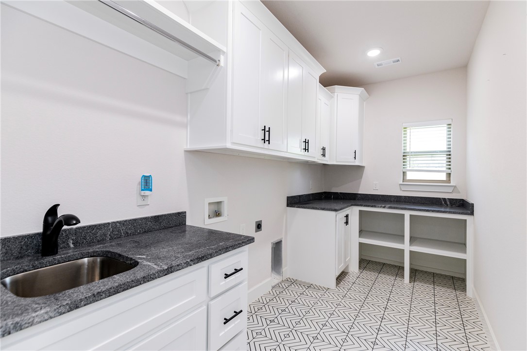Collins Cove Sub - Residential