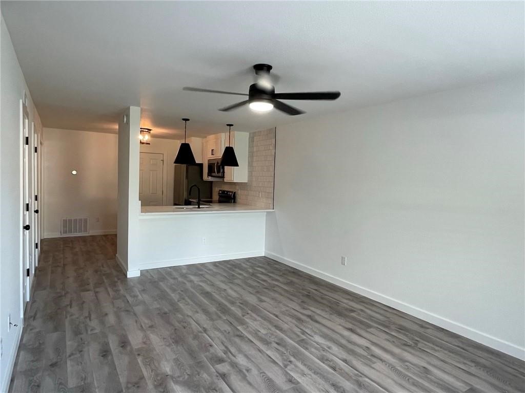 DURHAM PLACE-BENTONVILLE - Residential Lease