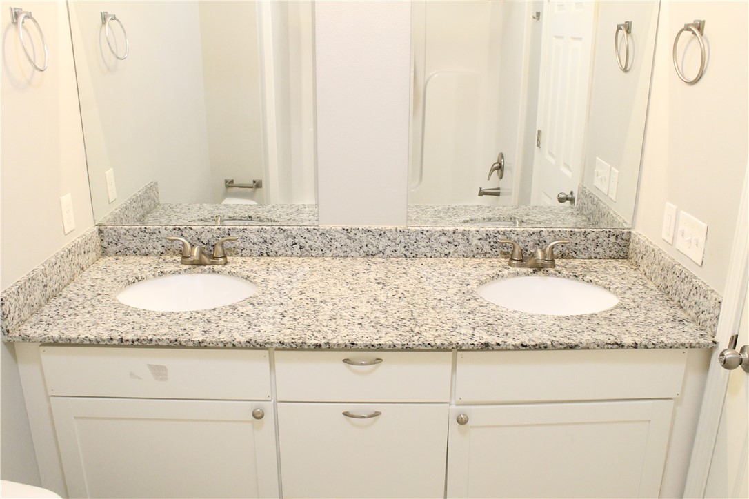 Kerelaw Castle Bentonville - Residential Lease