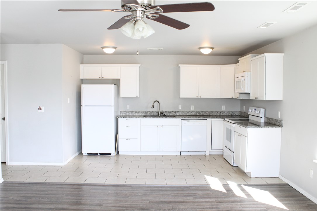 Kerelaw Castle Bentonville - Residential Lease