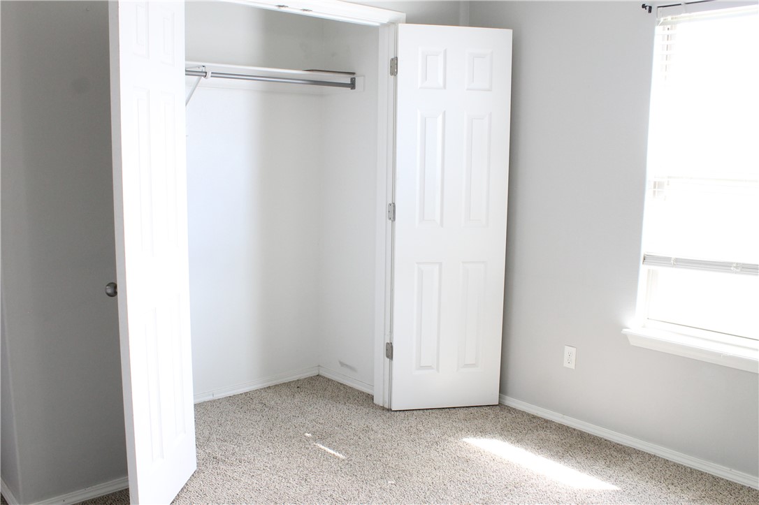 Kerelaw Castle Bentonville - Residential Lease