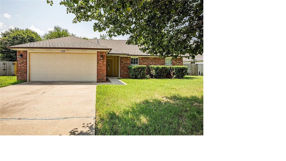 A well-maintained home, located in a desirable area for easy access to all things NWA. The property has been well cared for and provides dependable cash flow from day one. Perfect for investors looking for a hassle-free, income-producing asset.