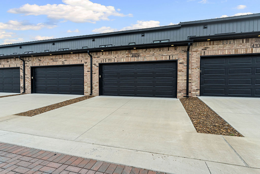 Townhomes at Scottsdale - Residential