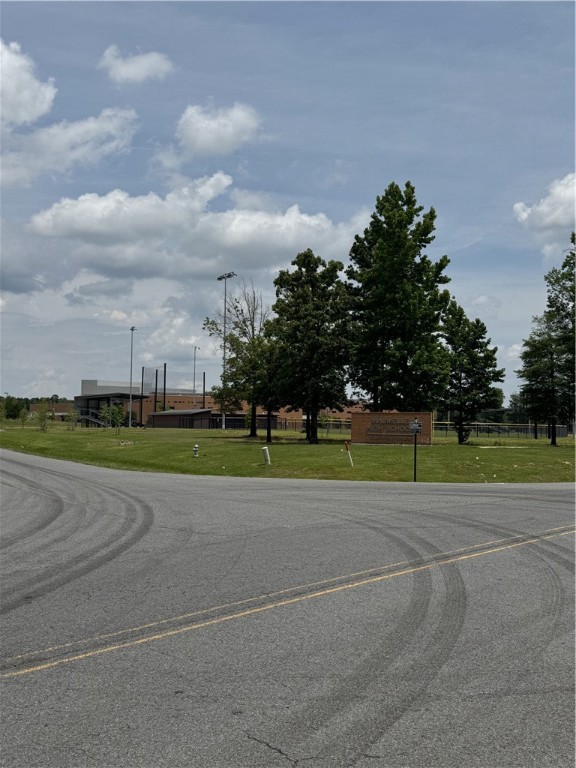 Carnahan Industrial Park Addn - Land