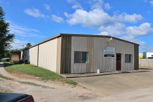 Industrial flex building on one acre. Building is approximately 8,400 sqft ($22 per square foot) with at least 6 offices plus several other break rooms, parts rooms and storage rooms. Red iron building has 12 foot walls and five overhead doors and a standard height loading dock. Traffic count is 3,800 per ADOT. Property is zoned I-1. Purchase price is $185,000 ($22 sqft).Property is located at 320 Industrial Park Rd., Harrison, AR 72601. GPS 36.24852, -93.1456