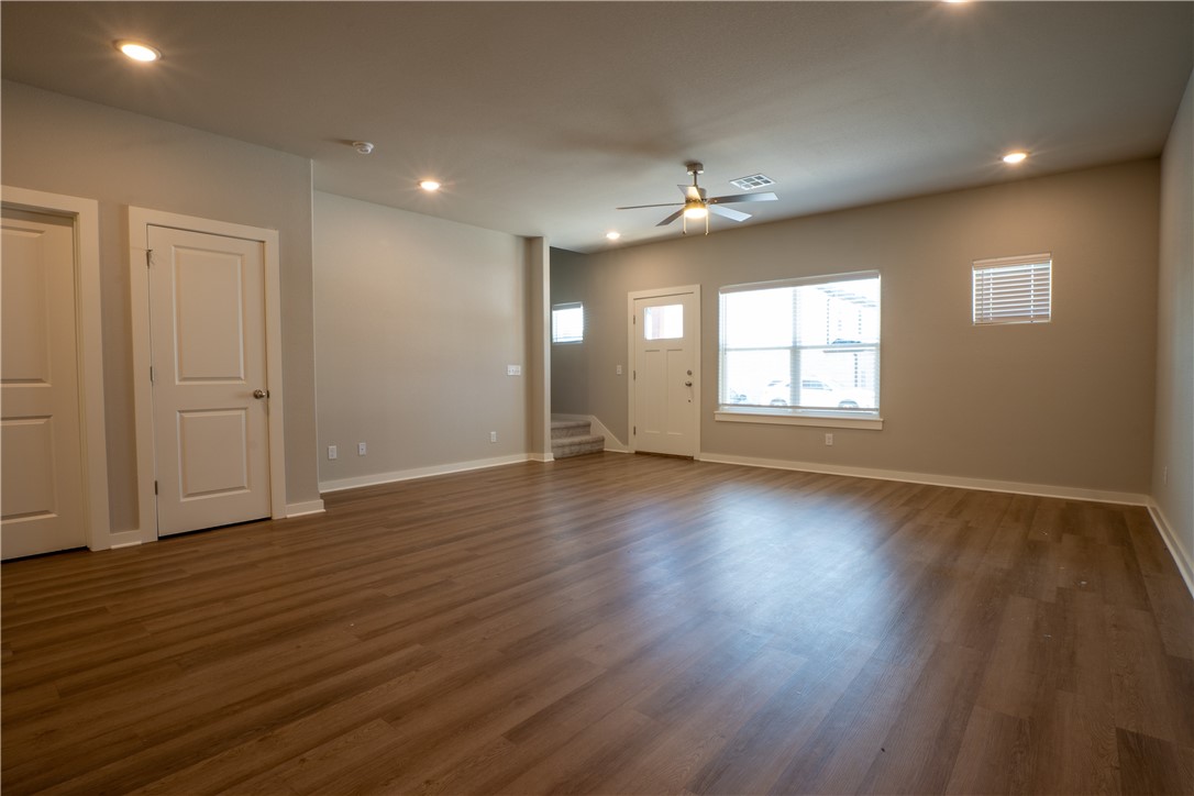 Fayetteville Outlots - Residential Lease
