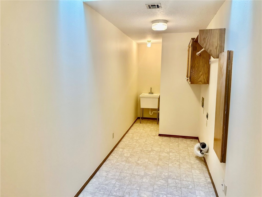 Woodland Acres - Residential Lease