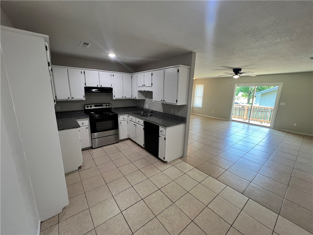 Replat Greenland Acres Ph I - Residential Lease